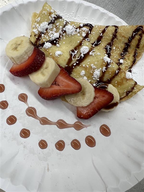 French toast plate presentation.